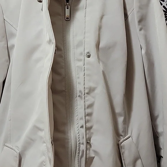 HFX Med Coat - Picture 4 of 5